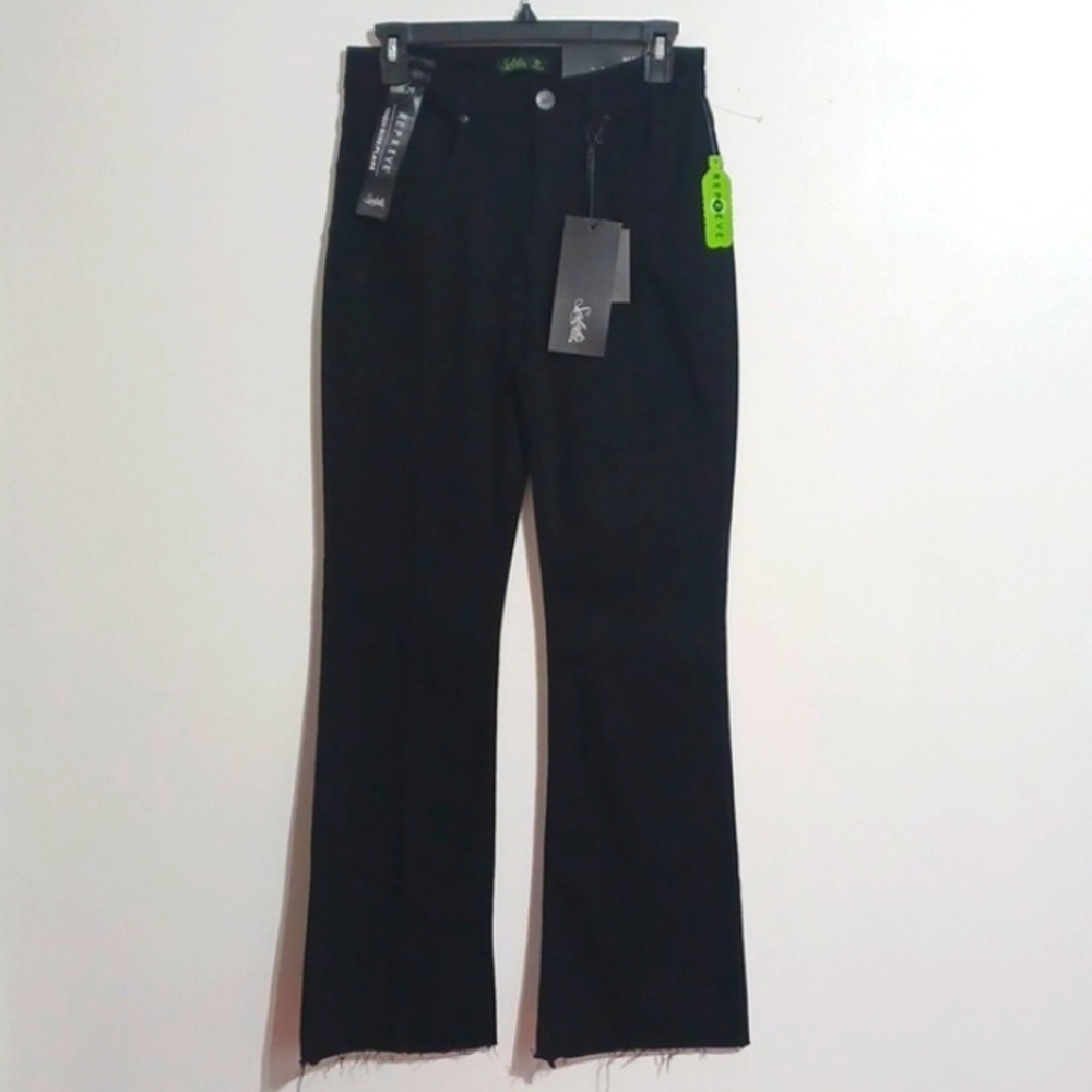 NWT size 9 black jeans "High Rise Flare" pants, frayed hem. Casual. Distressed